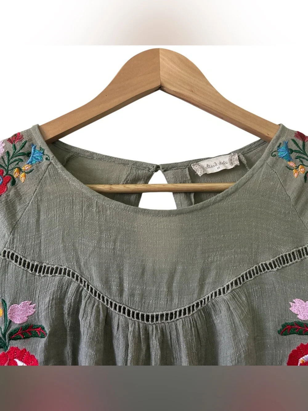 Altar’d State Embroidered Floral Ruffle Tunic Women’s Medium Cottagecore - Picture 2 of 6